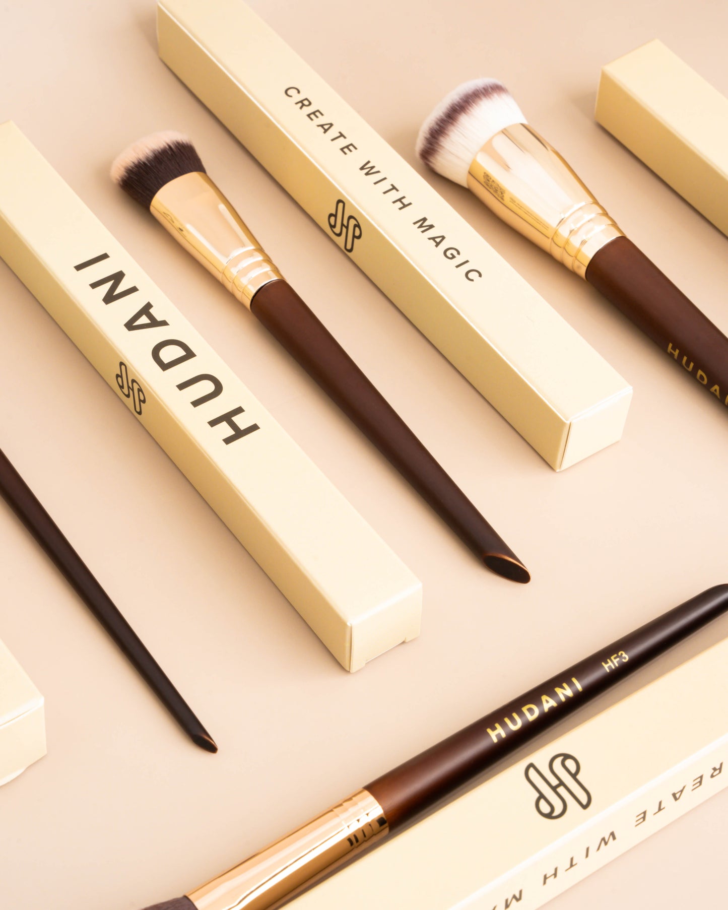 HF 1 Foundation Brush