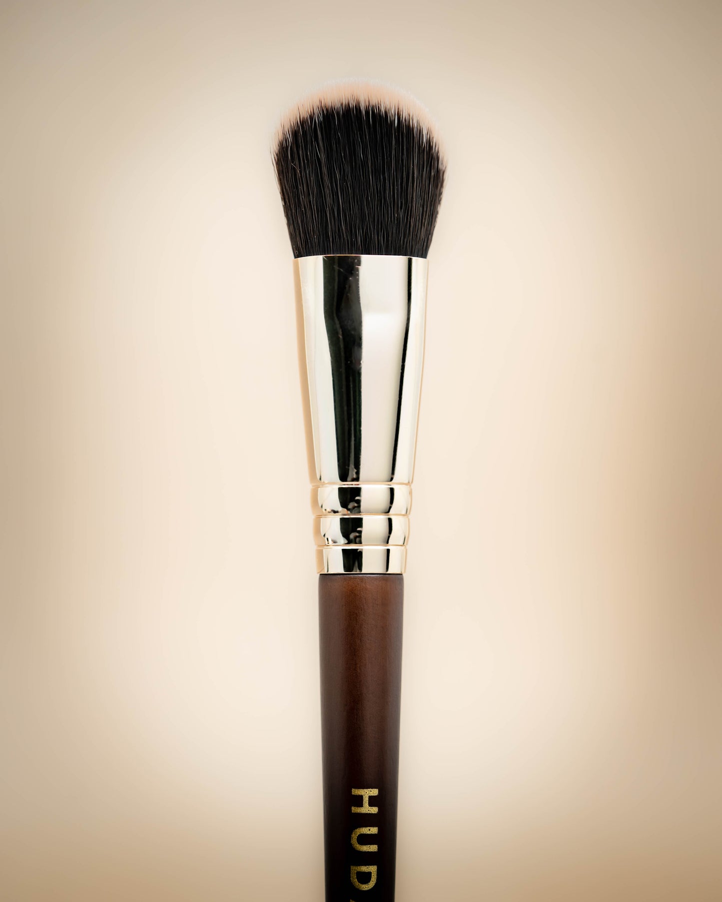 HF 1 Foundation Brush